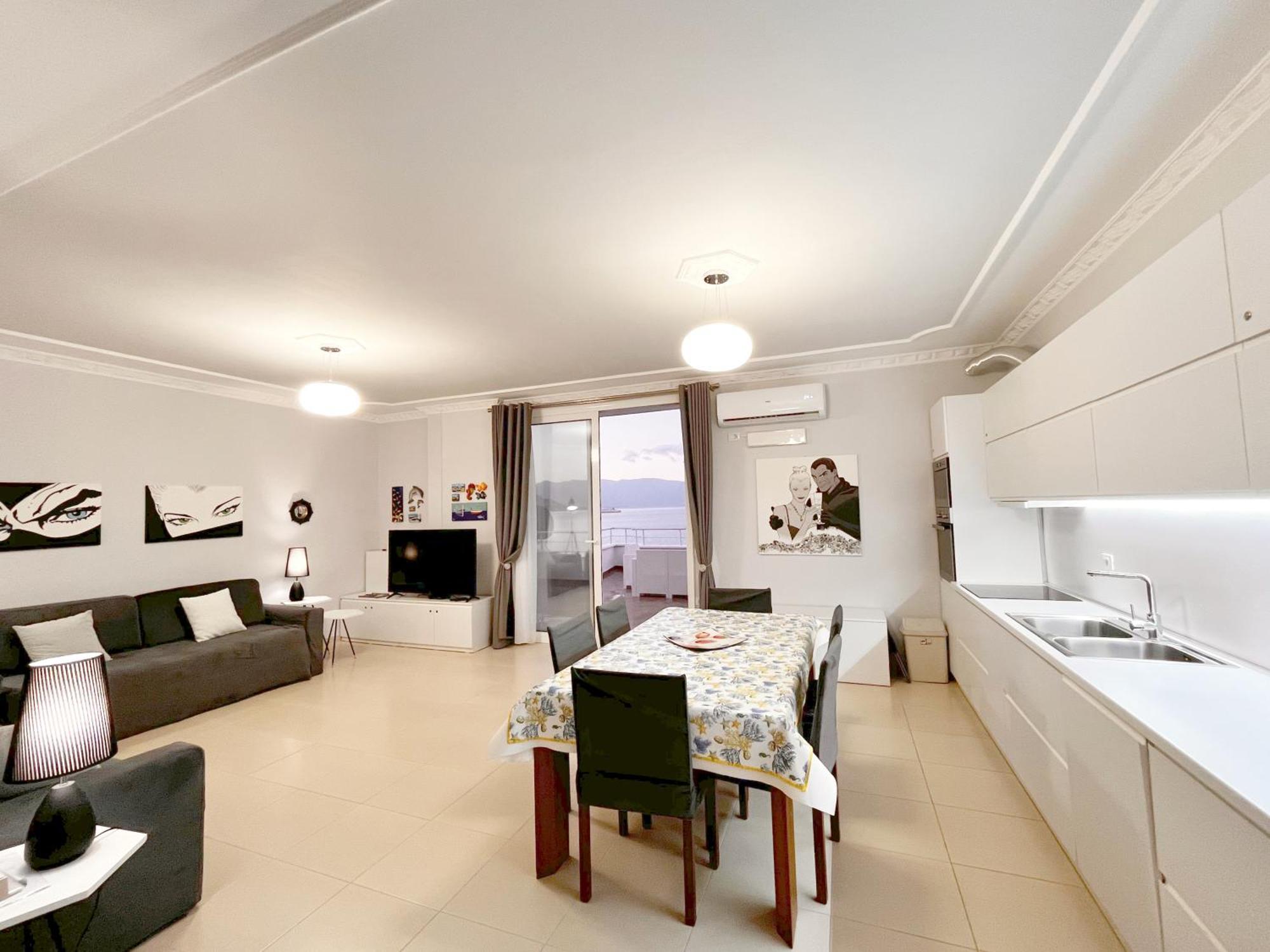 Sky & Sea Viewing Apartment Влёра Экстерьер фото