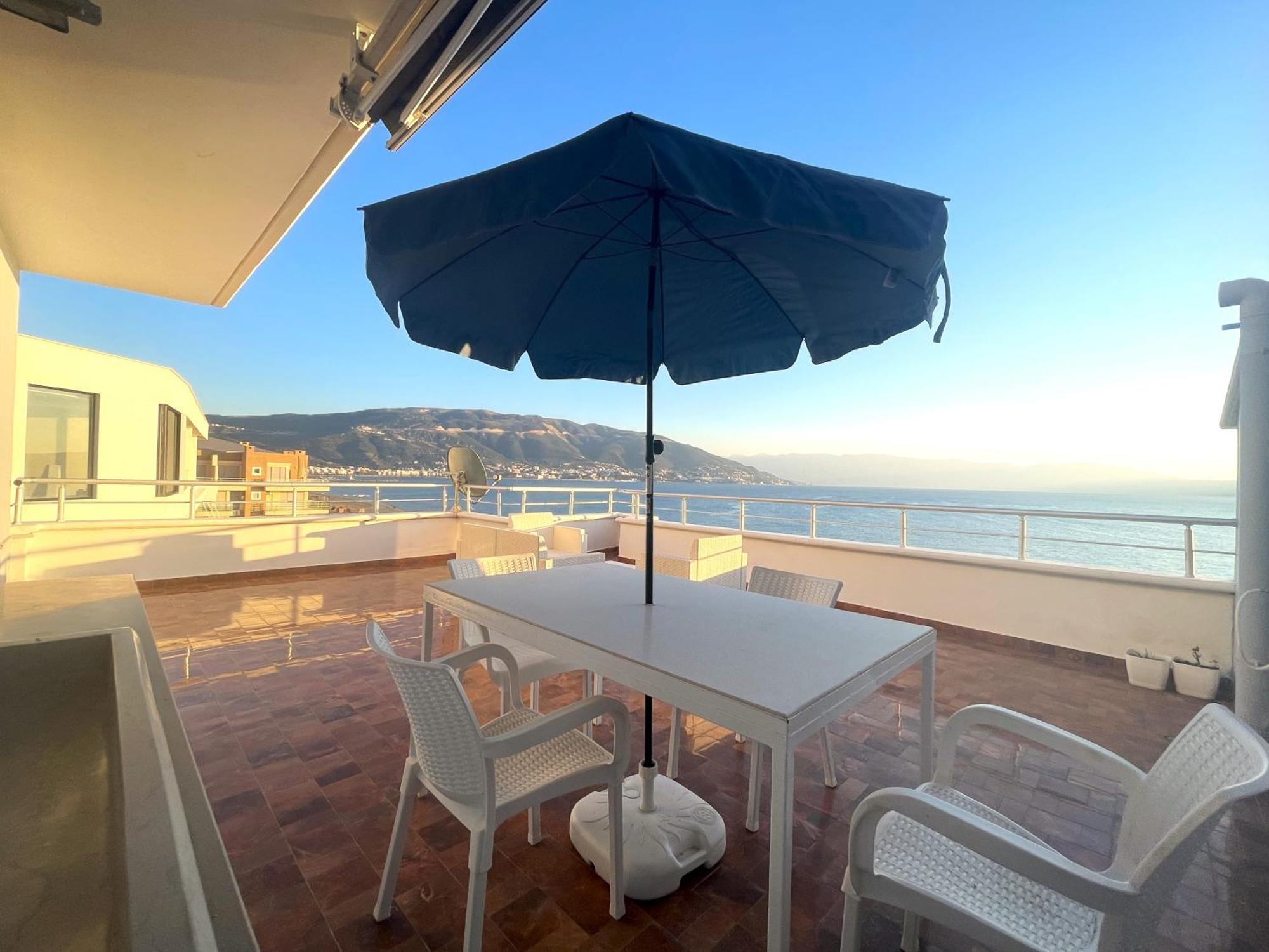 Sky & Sea Viewing Apartment Влёра Экстерьер фото